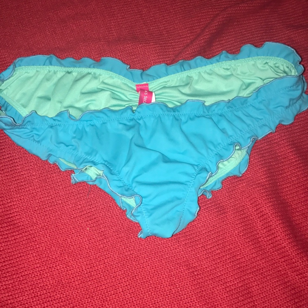 Victoria's Secret Scrunch Back Bikini Bottom Small